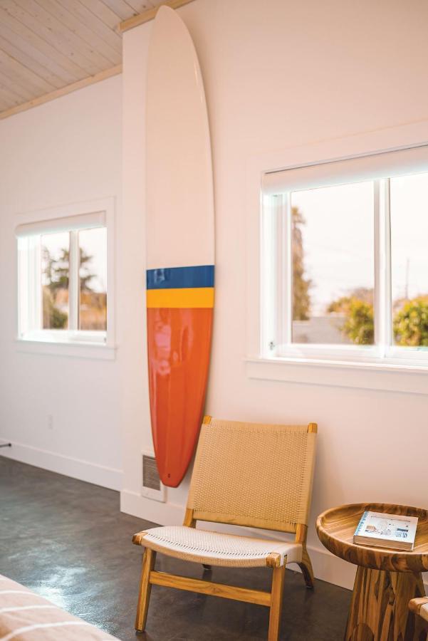 Funboard Room Includes King Bed And Mini Kitchenette Стинсон-Бич Экстерьер фото